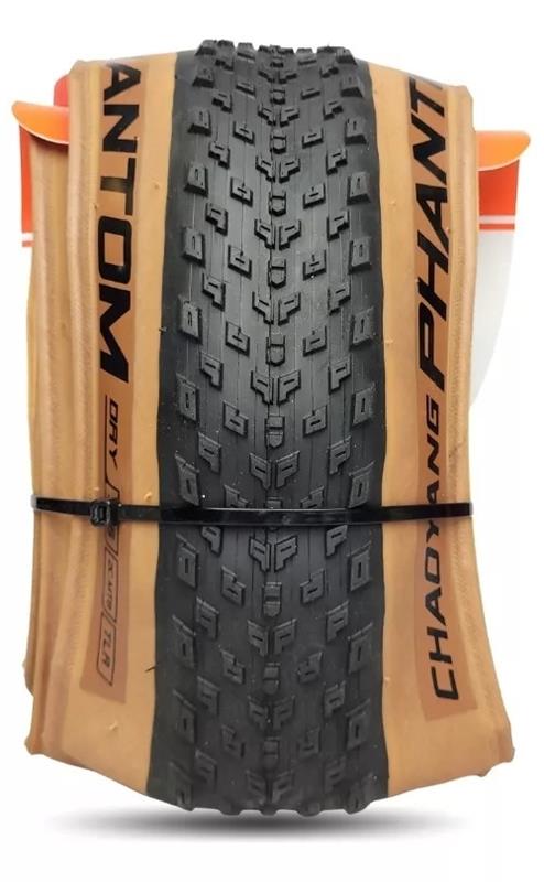 Cubierta Chaoyang Phantom Dry 29x2.0 Tubeless Banda Marron